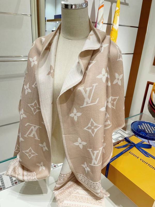 Louis Vuitton Scarf LVC00509